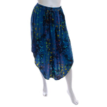 Load image into Gallery viewer, Mystic Sky Oval Skirt