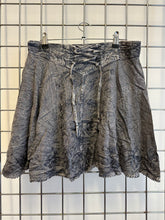 Load image into Gallery viewer, Short Embroidered Skirt - GREY
