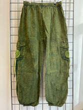 Load image into Gallery viewer, Acid Wash Trousers – GREEN (11)

