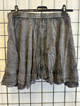 Load image into Gallery viewer, Short Embroidered Skirt - GREY
