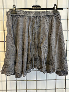 Short Embroidered Skirt - GREY