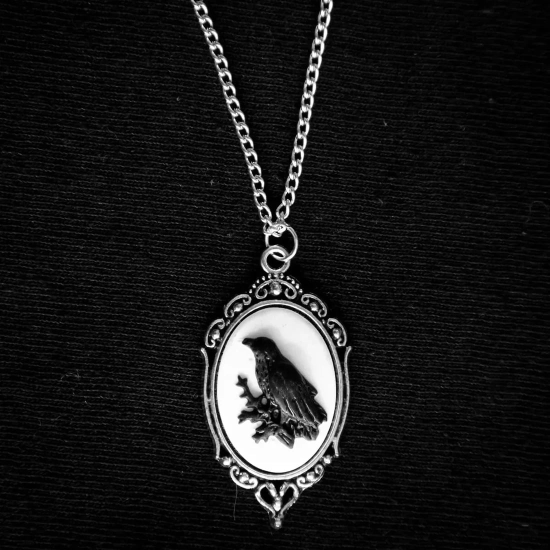 RAVEN CAMEO NECKLACE