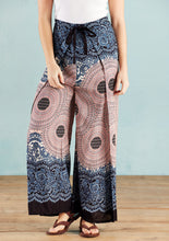 Load image into Gallery viewer, Black &amp; White Mandala Print Wide Leg Trousers - Free size
