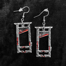 Load image into Gallery viewer, GUILLOTINE EARRINGS
