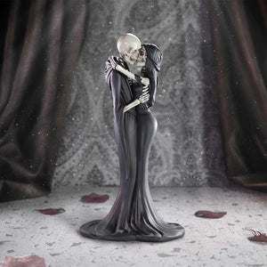 Eternal Kiss Gothic Skeletons Figurine