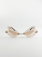 Load image into Gallery viewer, Rimless Dragonfly Lenses Sunglasses In Light Brown With Gold Temples
