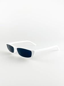 Retro Slim Cateye Sunglasses In White