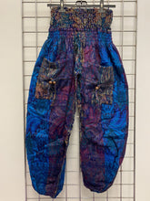 Load image into Gallery viewer, Cashmilon Trousers
