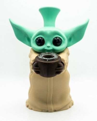 Baby Yoda Stand Up Silicone Pipe/Waterpipe
